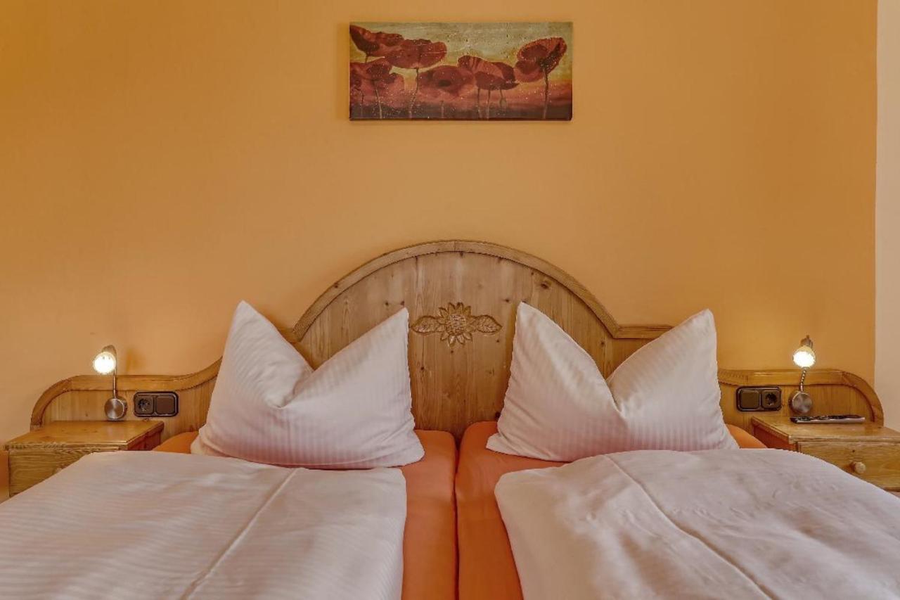 Wofahanslhof Eschlkam Buitenkant foto