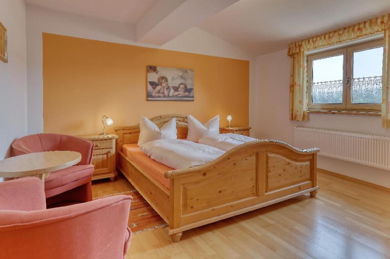 Wofahanslhof Eschlkam Buitenkant foto